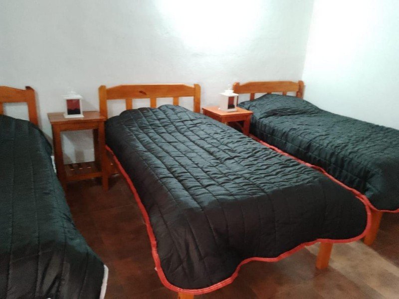 Habitación con tres camas del alojamiento, Esquina, Corrientes